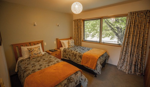 Rotokino Twin Room