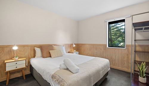 Motel Room - 1 Bedroom (2)