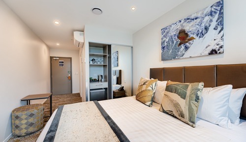 Room, Mountain View (Hotel)