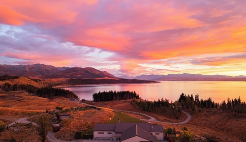 3-bedroom Pukaki Homestead - Stunning 360 views including Lake Pukaki & Mt Cook