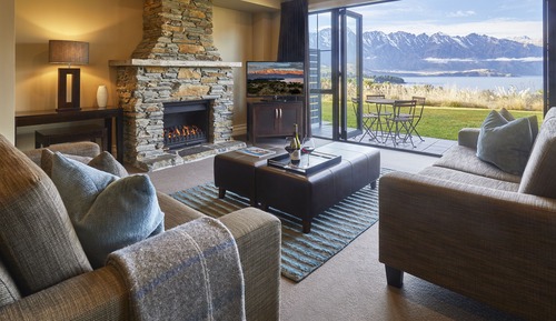 Luxury Villa, 3 Bedrooms, Lake View