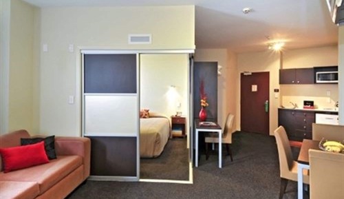 Family Room, Multiple Beds