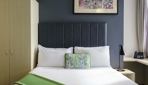 Studio, 1 Queen Bed