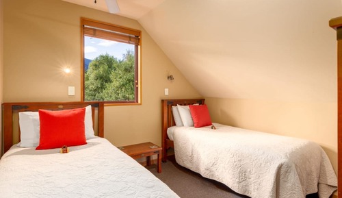 1st Floor Two Bedroom Apartment