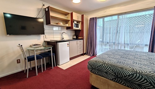 Standard Studio, Non Smoking, Kitchenette (1 Night in Christchurch..)