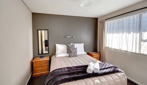 One Bedroom Apartment, Sleeps 3