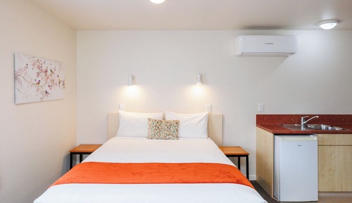Standard Suite, 1 Bedroom, Non Smoking, Kitchen