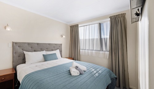 One Bedroom Suite with Spa