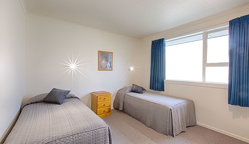 Superior One Bedroom Apartment