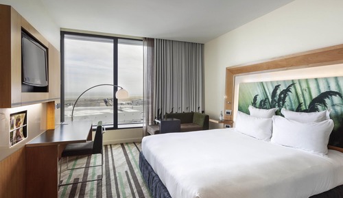 Superior Room, 1 King Bed