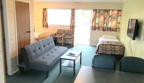 Family Suite (Large)