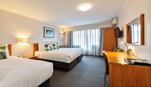 Executive Room, Multiple Beds, Non Smoking, Kitchenette