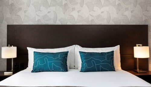 Deluxe Room, 1 King Bed, Balcony