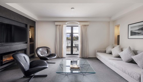 Penthouse, 1 King Bed, Patio, Lake View