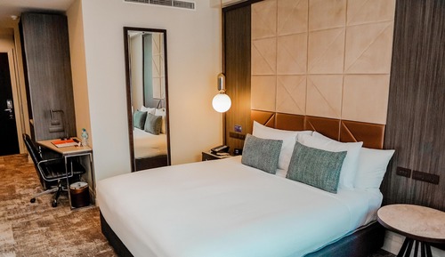 Superior Room, 1 King Bed