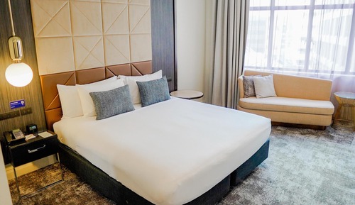 Deluxe Room, 1 King Bed
