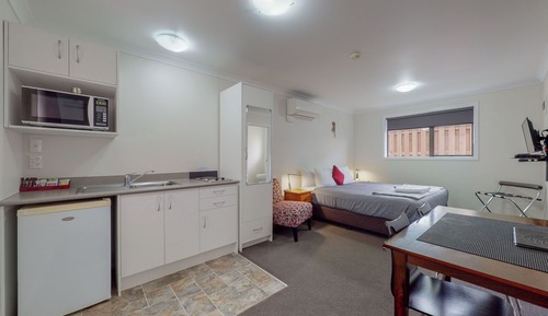 Executive Studio, 1 King Bed