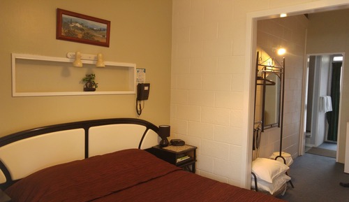 Standard Studio Unit 4