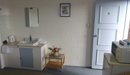 Standard Studio Unit 11