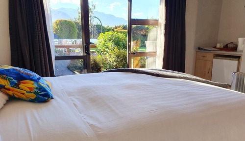 Double Room (Room 5)