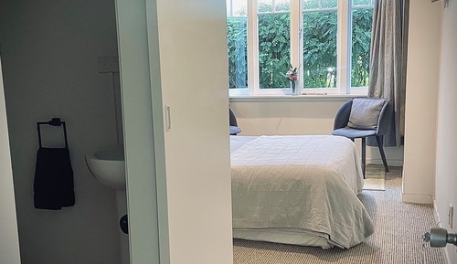 Deluxe Queen Room