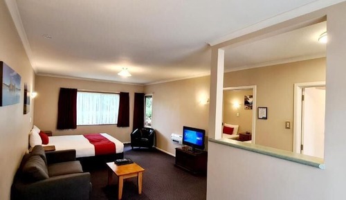 XXX One Bedroom