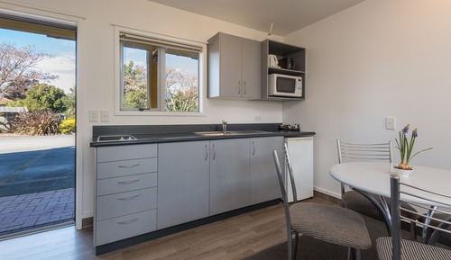 One Bedroom Apartment