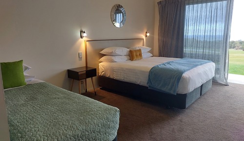 Superior King Suite