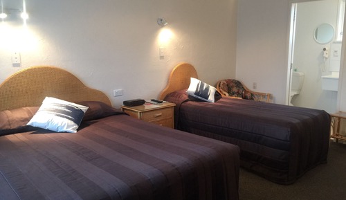 Queen Room 1 
