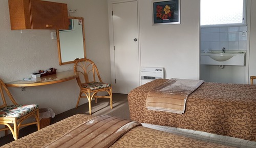Queen Room 2 