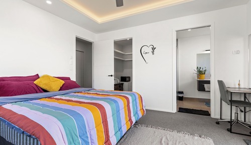 Standard Double Room, 1 Queen Bed, Microwave