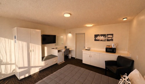 Standard Studio - First floor