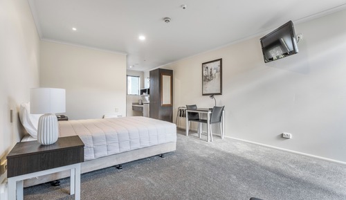 Queen Studio - Accessible