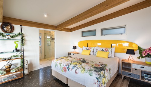 Exclusive Studio Suite, 1 King Bed, Beach View