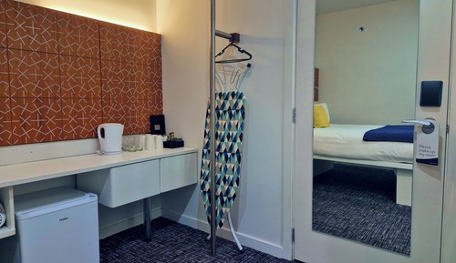 Family Room, Multiple Beds (City Urban)
