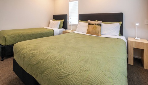 Upper Level Two Bedroom King Apartment