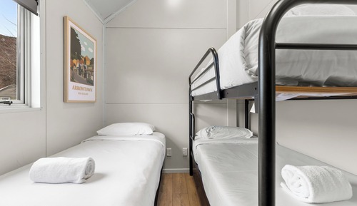 Standard Mountain View 1 Bedroom Cabin