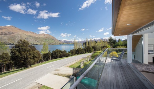 Luxury House, Lake View