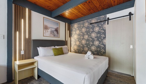 Family Apartment with Heated Plunge Pool