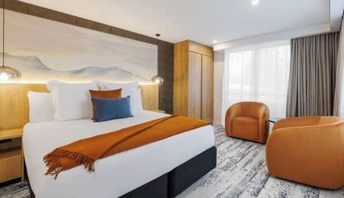 One Bedroom King Suite