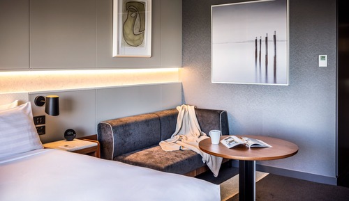 Premium Room, 1 King Bed