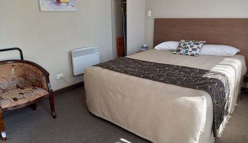 Standard Room, 1 Queen Bed, Non Smoking