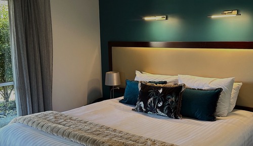 Riverfront Executive Suite