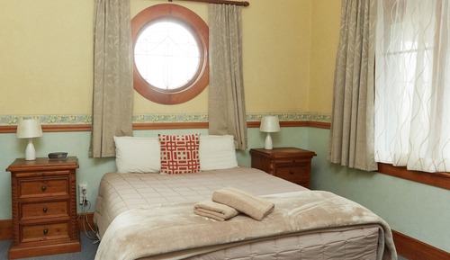 3 Bedroom Holiday Apartment