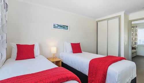 Deluxe Apartment, Multiple Beds, Hill View