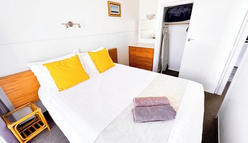 1 Bedroom Triple