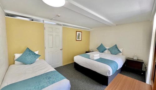 One Bedroom Studio