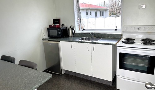 Standard Studio, Kitchen (Studio)