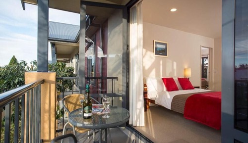 Standard Suite, 1 Bedroom, Non Smoking, Kitchenette (Spa Bath)