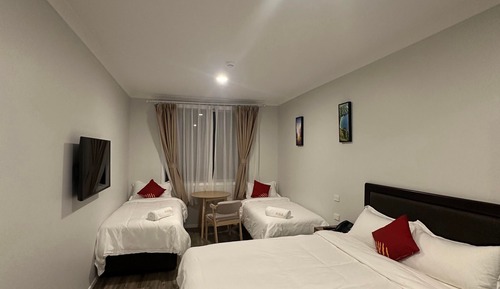 Triple Room